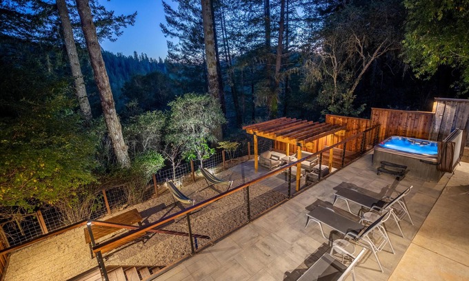 Guerneville Casa | Valley Vista | A Wine Country Escape