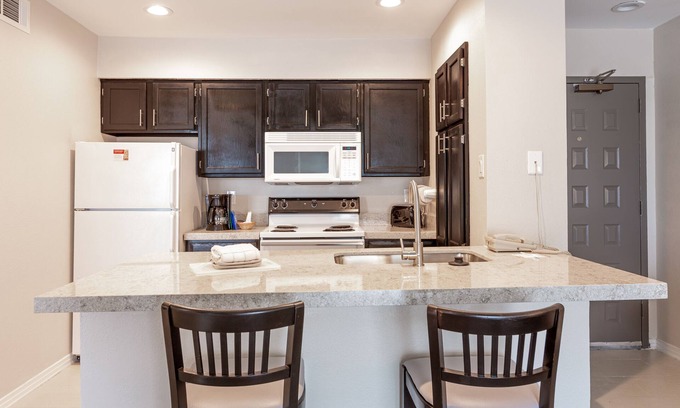 North Arlington Apartamento | Value Suites Extended Stay - Arlington