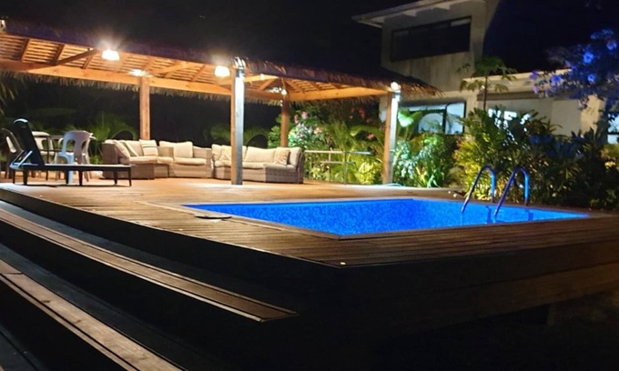 Rarotonga Casa | Vaniva's Villa nestled in a tropical garden oasis.