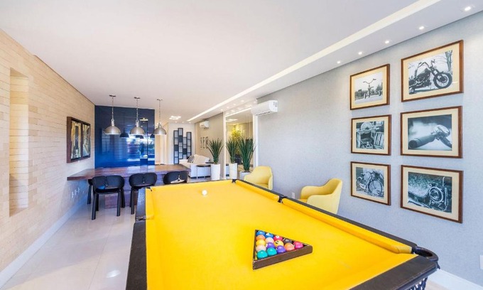 Bombas Apartamento | Varandas do Atlântico 01A - Excelente apartamento em condomínio de luxo a beira mar - Piscina climatizada - Academia - (Consultar serviços de roupas de cama e banho)