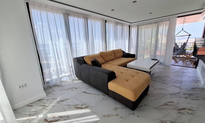 Varna Municipality Apartamento | Varna Vista 3BR Apartment Free Parking