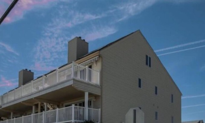 North Wildwood Condominio | Vastas vistas al mar en la playa de la calle 15