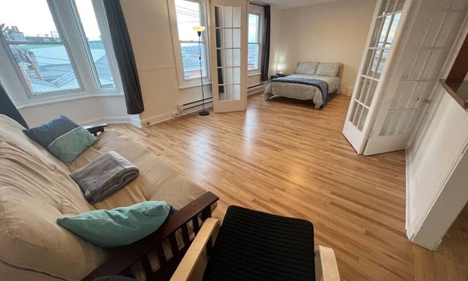 Saint-Jean-Baptiste Apartamento | Vaste 5 pièces tout équipé à 30Secondes de St-Jean