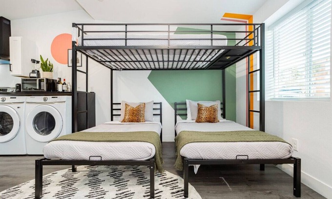 Beverly Green Apartamento | Vegas Hideaway: Private Modern Comfort Near Strip