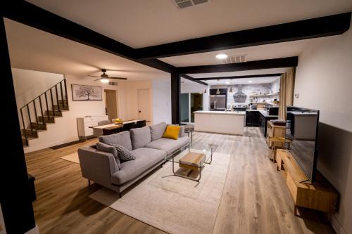 Las Vegas Casa | Vegas Vacation Home with Pool 5 min to The Strip and Fremont Street