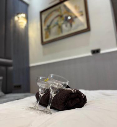 Greater Noida Apartamento | Velvet stays