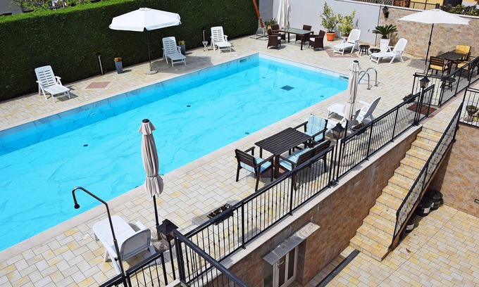 Conegliano Villa | Conegliano Veneto: elegante villa con piscina privada en las colinas de Prosecco