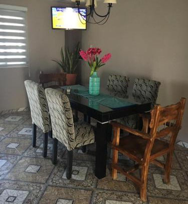 San Nicolas de los Arroyos Casa | Ventanas al sur 2