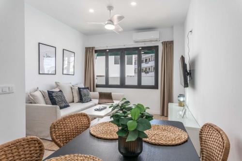Los Cristianos Apartamento | Ventura Next to the beach