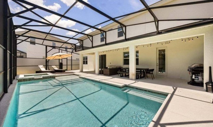 Kissimmee Villa | Veranda Palms - Fifteen Bedroom Villa, Sleeps 32