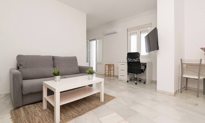 Chiclana de la Frontera Apartamento | Verano En Chiclana - Apartamento Con Wifi Gratis