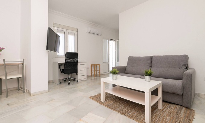 Chiclana de la Frontera Casa | VERANO EN CHICLANA - Coqueto apartamento en el centro - wifi gratis