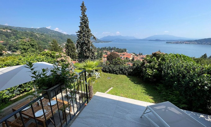 Meina Apartamento | Verbano Boutique Apartment in Meina with lake view