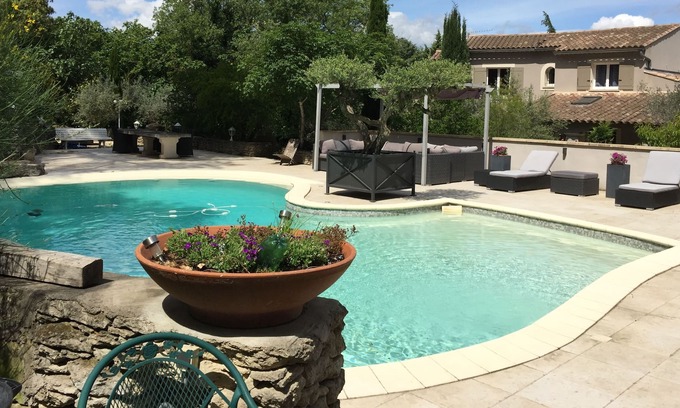 Mas-Blanc-des-Alpilles Casa | Muy bonita villa a los pies de los Alpilles junto a St Rémy de Provence
