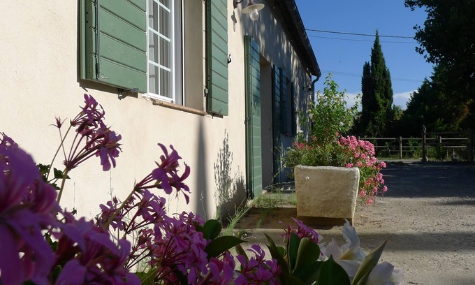 Verzeille Cabaña | Muy agradable casa de 230 m2, ponis, piscina del pueblo, cerca del pueblo, muy tranquila
