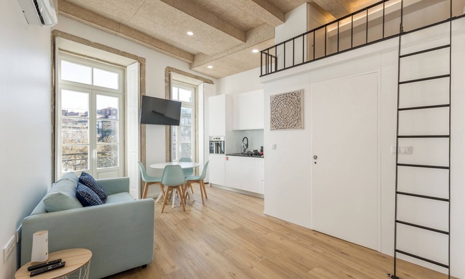 Uniao de Freguesias do Centro Apartamento | Very Comfortable Apartment in the Historic City Center, Modern, new and Cozy