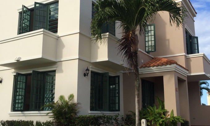 Rincon Villa | Hermosa villa frente al mar en playa privada sin daños
