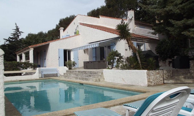 Carnoux-en-Provence Villa | CASSIS 6 kms - Amplia villa provenzal, piscina L 23 m, 10 min de las playas