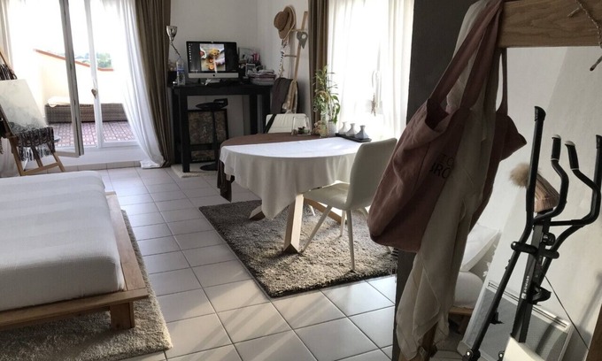Eaunes Apartamento | Muy lindo departamento con terraza y piscina