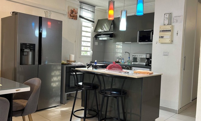 Pointe du Bout Apartamento | Very nice T5 fully air-conditioned, soundproofed (3 bedrooms and 3 bathrooms)