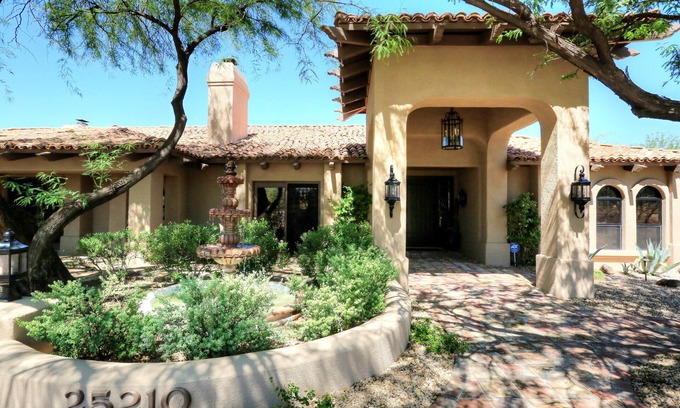 Happy Valley Ranch Casa | Muy privada y hermosa casa estilo hacienda 3/3 en North Scottsdale
