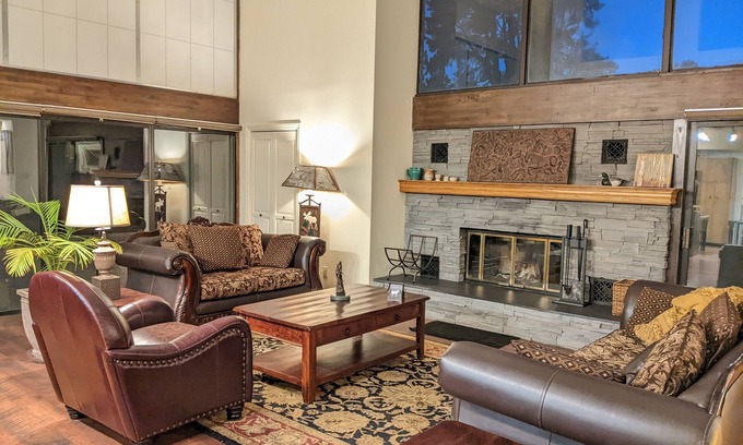 Frazier Park Casa | Very private! Spacious Forest Home on 45 Acres - Exclusively Yours!