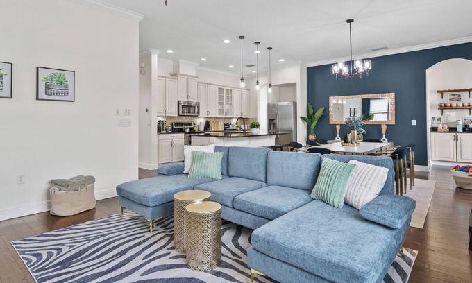 Port Tampa City Casa | Very Spacious+Pool+GLAM Room+MAN Cave