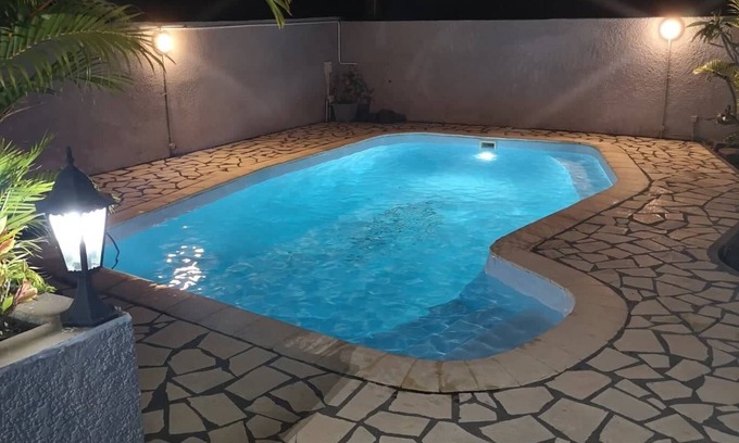 Grand-Baie Villa | Villa muy espaciosa con piscina, ideal para la familia.