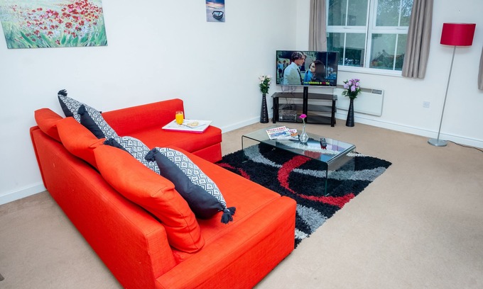 Fenny Stratford Apartamento | Apartamento muy elegante y espacioso!