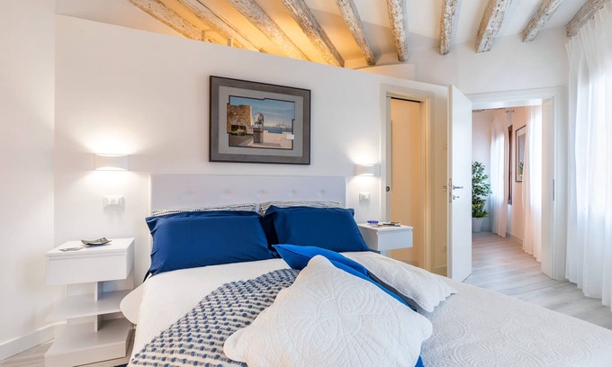 Castello Apartamento | VHA VENICE HEAVEN APARTMENTS - BIENNALE 2, 2 bath, 2 double bedrooms