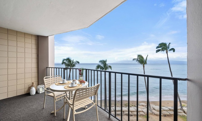 Kahana Condominio | VI 507 Maui Studio Retreat – Enjoy Panoramic Lanai Views Near Beaches, Shopping & Restaurants