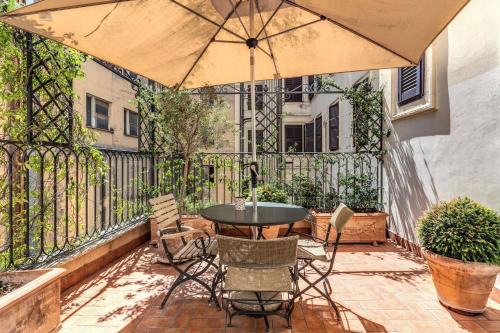 Repubblica Apartamento | Via Napoli Apartments