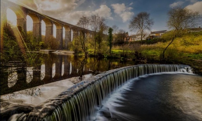 Merthyr Tydfil Apartamento | Viaduct View - Cefn Coed