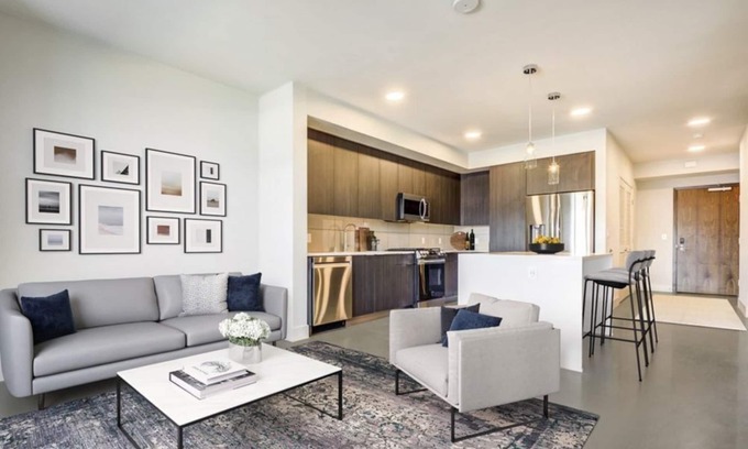 Centennial Condominio | Vibrant 1BR Condo at Highwater: Relax & Enjoy