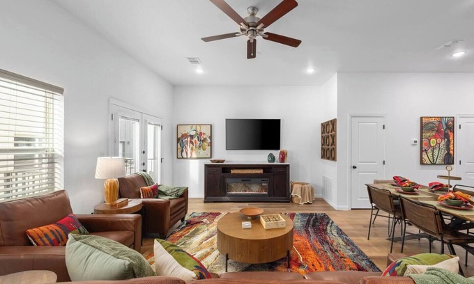Arlington Casa | Vibrant Getaway | Short Walk to AT&T + Globe Life