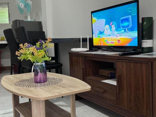 Sorsogon City Casa | Vibrant Vibes Cozy Staycation III in Sorsogon City
