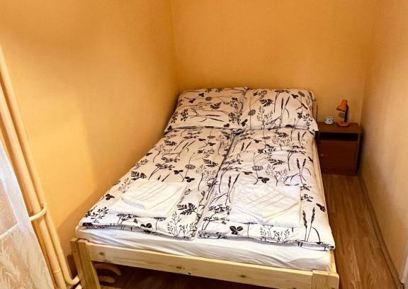 Tiszaujvaros Apartamento | Vica Apartman