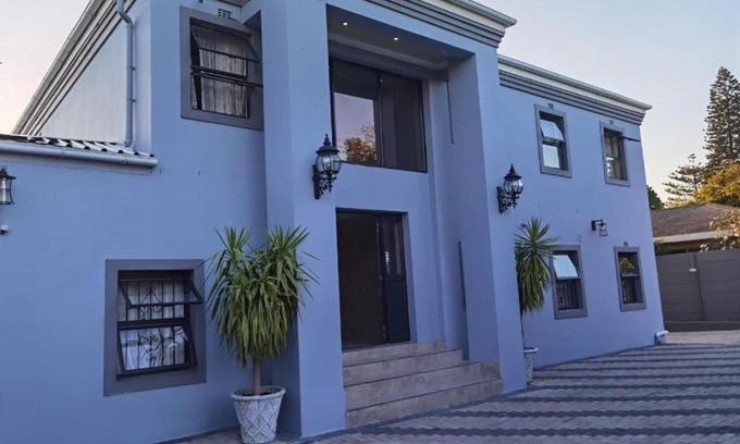Eikenbosch Casa | Victoria Guest Lodge