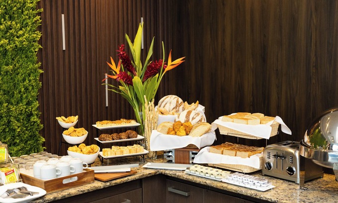 El Cangrejo Hotel | Victoria Hotel and Suites Panama