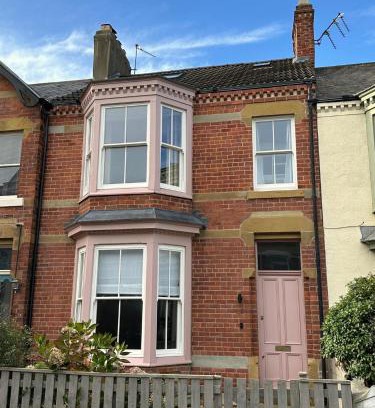 Saltburn-by-the-Sea Casa | Victorian Beach House in Saltburn By The Sea