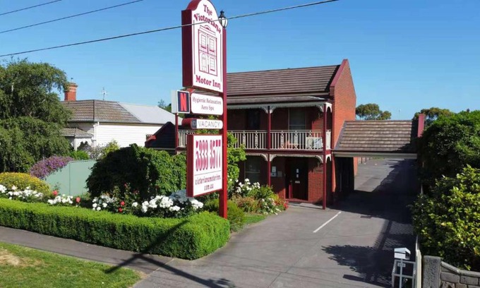 Ballarat East Hotel | Victoriana Motor Inn