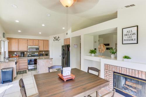 Victorville Casa | Victorville Home with Large Yard and Charcoal Grill!