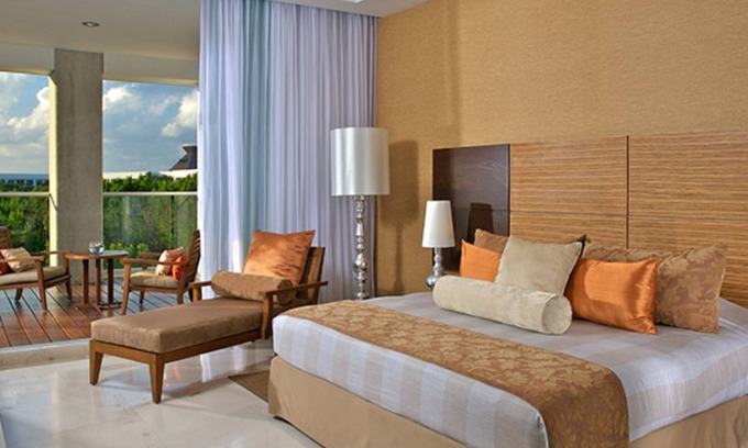 Centro Hotel | Vidanta Resort at Riviera Maya- GrandLuxxe 1 Master room