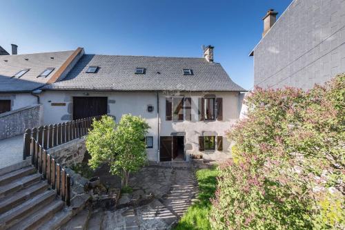 Murol Casa | Vie de Château 2