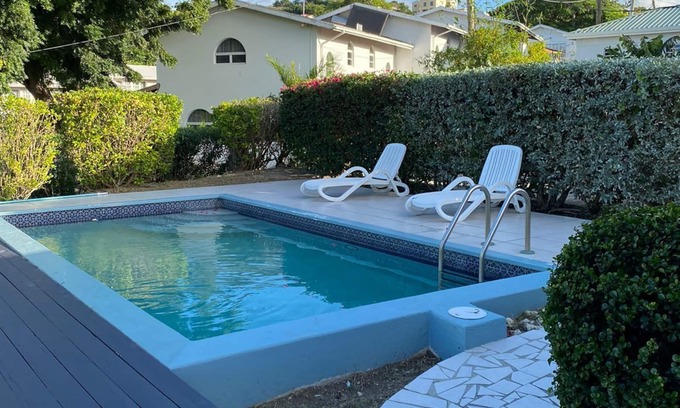 St. John's Villa | Ver 61 Hibiscus con piscina privada