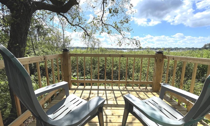Winter Haven Apartamento | View Container 5*Centrally Located*Private Bed/Bath