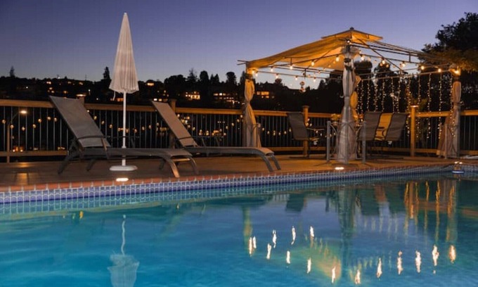 San Carlos Apartamento | View of Mountain & Private Entrance & Pool Silicon Valley Stanford University