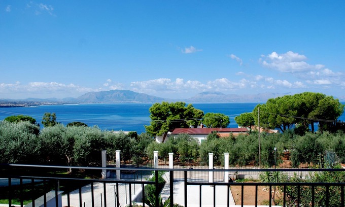 Citta del Mare Villa | Villa con vistas al Golfo de Castellammare: Ideal para el verano. Tranquilidad, mar, arte, arqueología ... gastronomía.