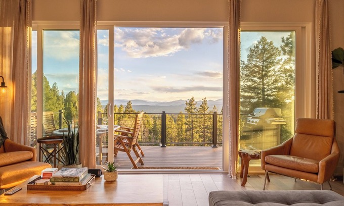 Florissant Casa | ViewHouse - Hot Tub - Trails