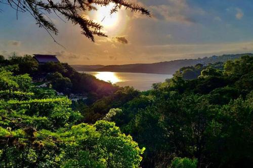 Canyon Lake Casa | VIEWS, Canyon Lake, Newly Remodeled, Close to RIVER, BEST location, with a Fire Pit